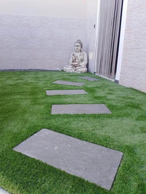 Pasos de pizarra natural · Indalturf